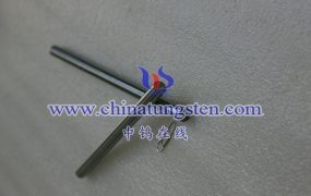 How Do Molybdenum Rods Perform in a Vacuum Environment?