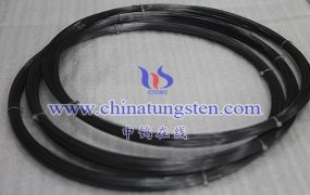 Will Tungsten Wire Oxidize in an Extremely Low Pressure Environment?