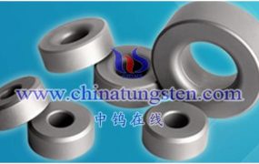 What Are Specific Applications of Cemented Carbide In Petroleum And Mineral Excavation?