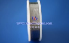 What Is the Primary Role of Cleaned Tungsten Wire in Incandescent Lamps?