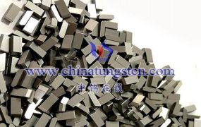 What Factors Affect Service Life of Carbide Saw Blades?