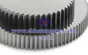 What Are Application Advantages of YG6 Alloy Sawtooth Grains in Wooden Plate Cutting?