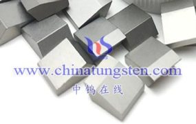 What Are Characteristics of Tungsten Steel Saw Blades?