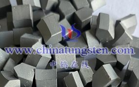 How to Effectively Reduce Temperature of Tungsten Steel Saw Blades?