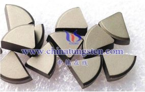 What Is The Cutting Principle of Carbide Inserts?