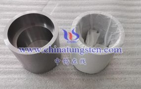 What Effect Does the Use of Molybdenum Crucible Have on Product Purity?