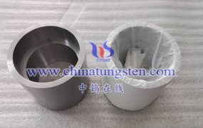 Are Molybdenum Crucibles Suitable for Industrial Furnace Equipment?