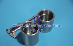 What Are the Safety Precautions When Using Molybdenum Crucibles?