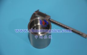 How to Better Handle the Molybdenum Crucible During the Cooling Process?