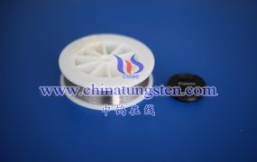 How Long Does Tungsten Filament Last in a Light Bulb?