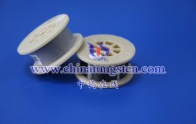 What Are the Requirements for the Luminescence of Tungsten Wires in Video Lights?