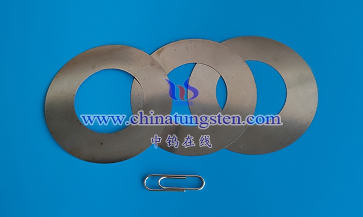 How Is the Thermal Conductivity of Molybdenum Foil?